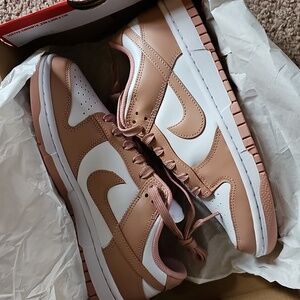 Nike Low Dunks Rose Whisper  DD1503-118 Size 8.5